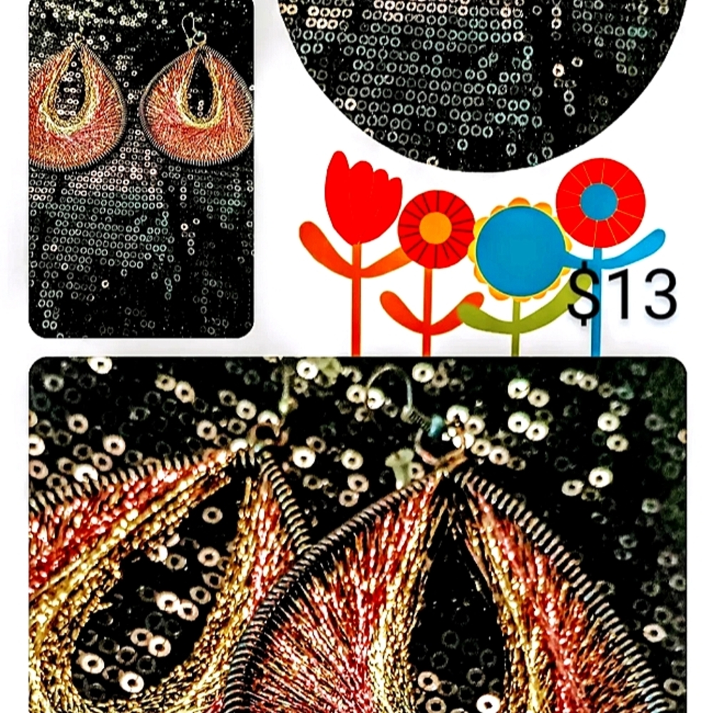Pair of earrings